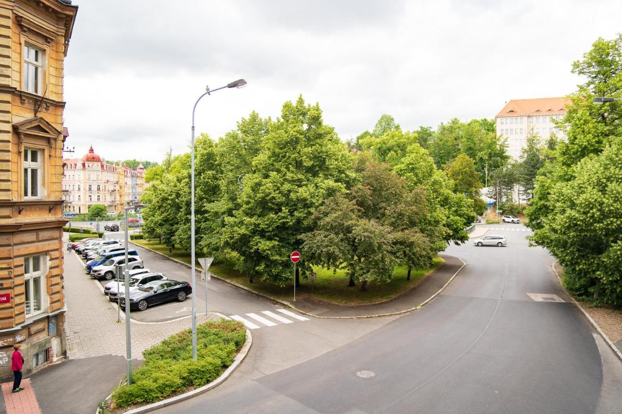 Class In Carlsbad Bulharska Street Karlovy Vary