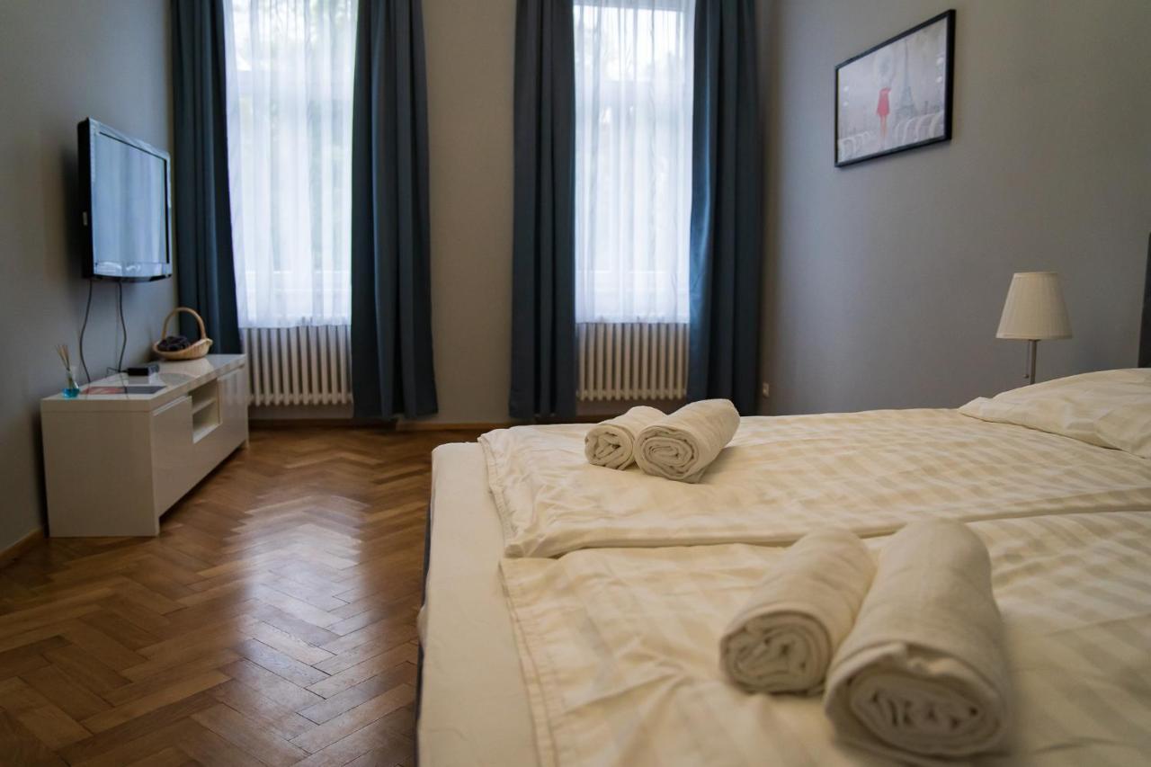 Class In Carlsbad Bulharska Street Apartment