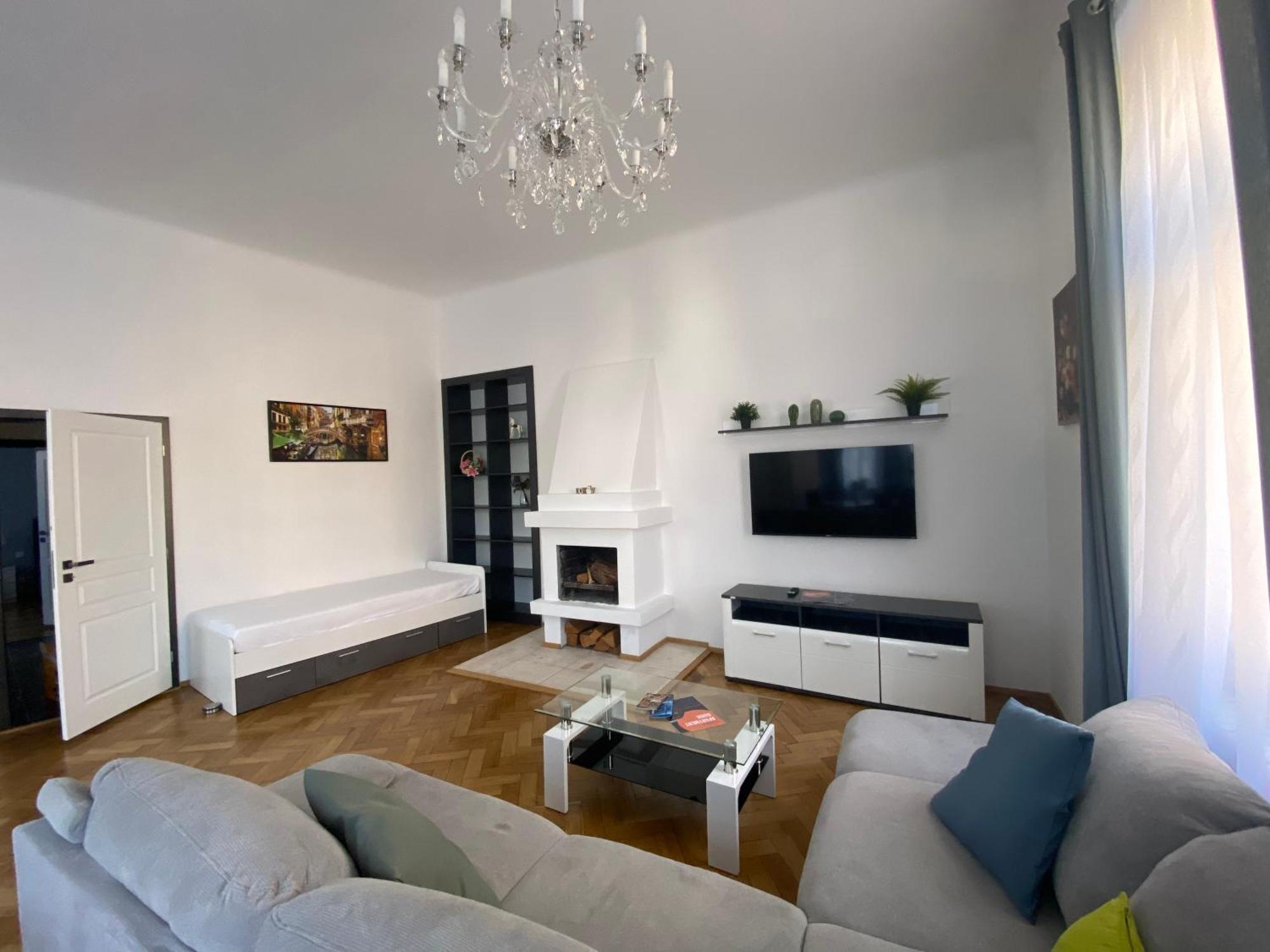 Class In Carlsbad Bulharska Street Apartment