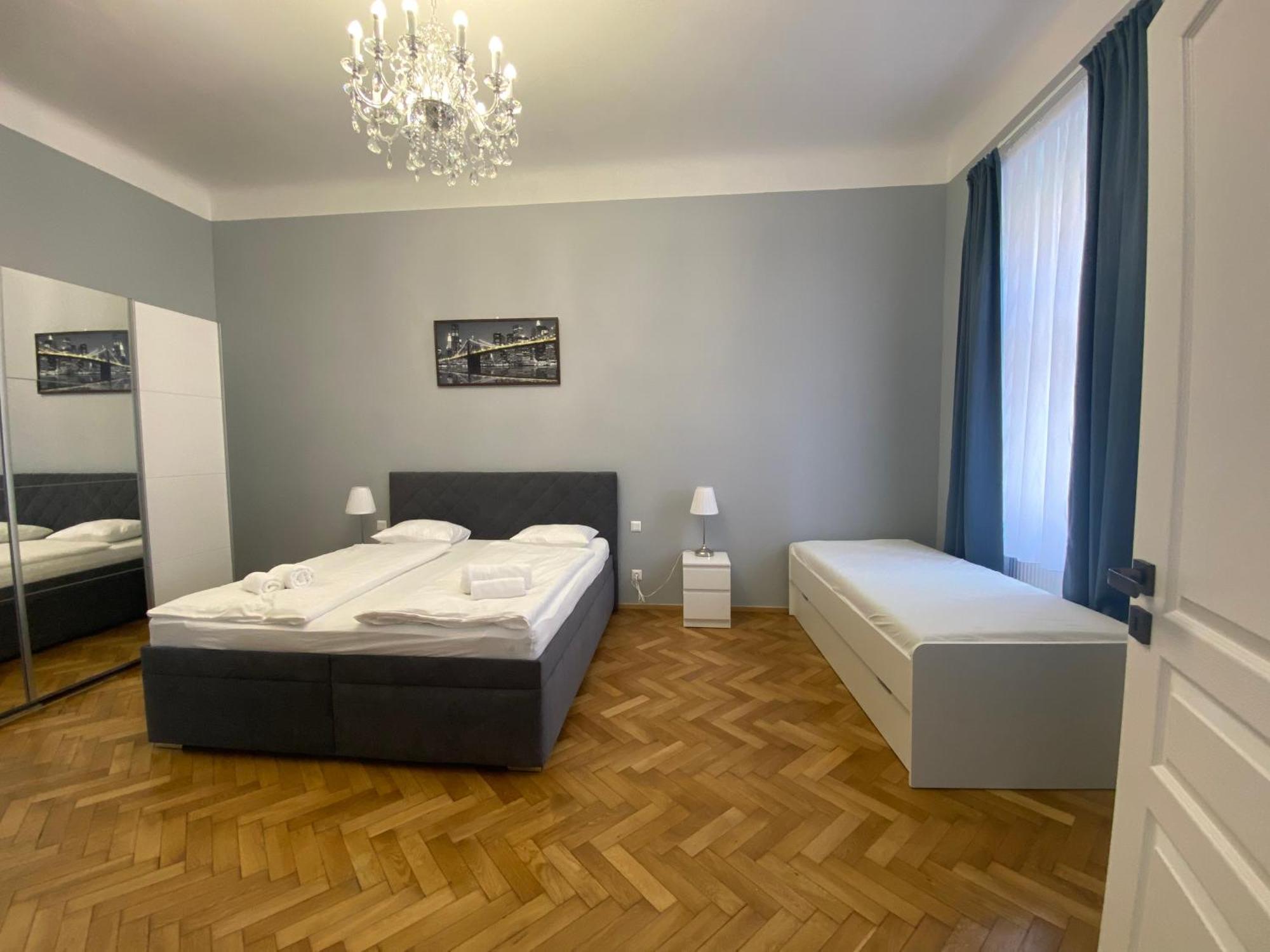 Apartment Class In Carlsbad Bulharska Street *