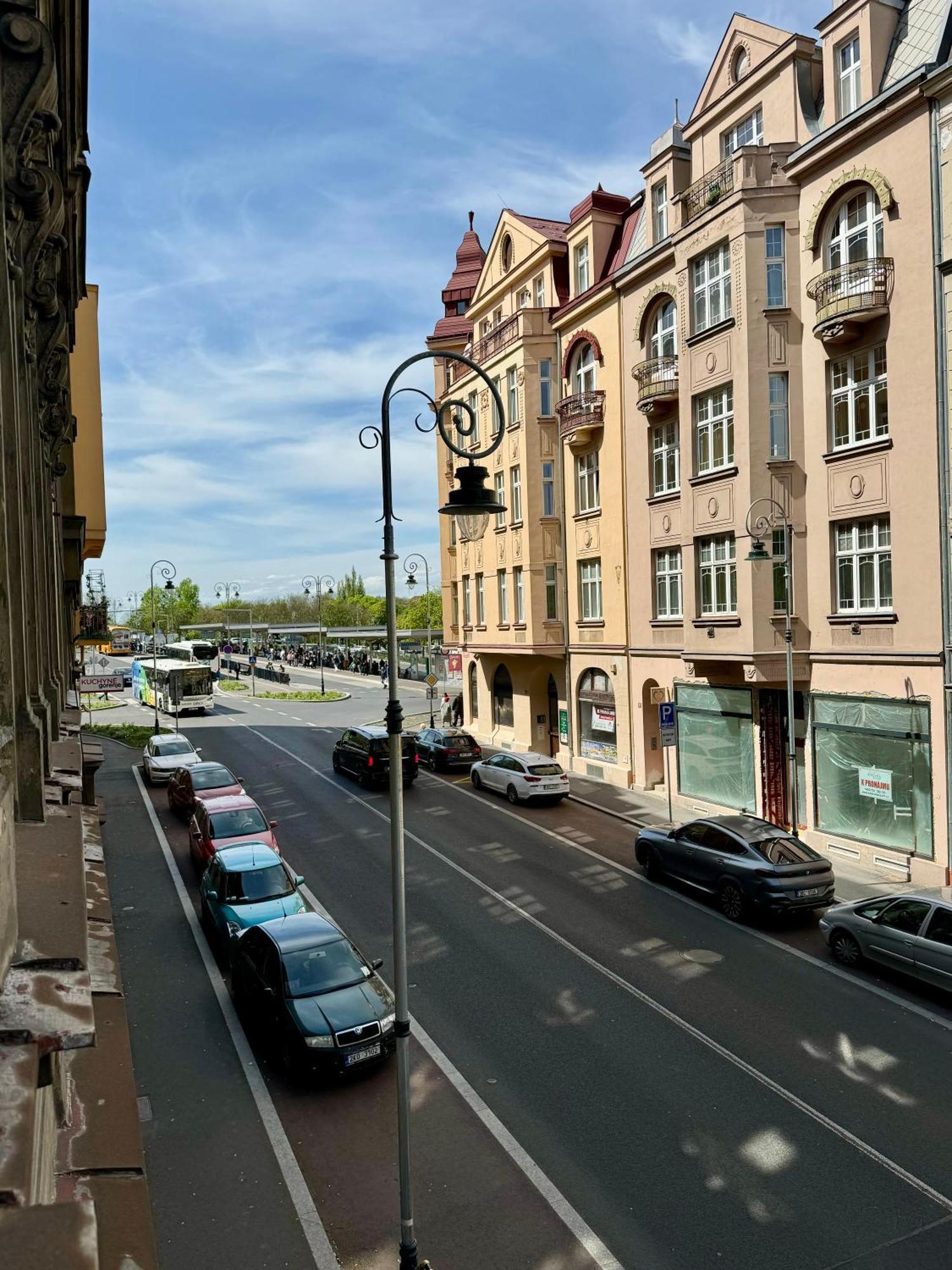 Apartment Class In Carlsbad Bulharska Street *
